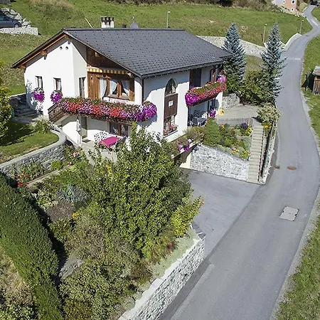 Chasa Plajet Apartment