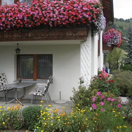Chasa Plajet Apartment