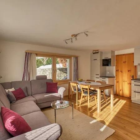 Chasa Plajet Apartment